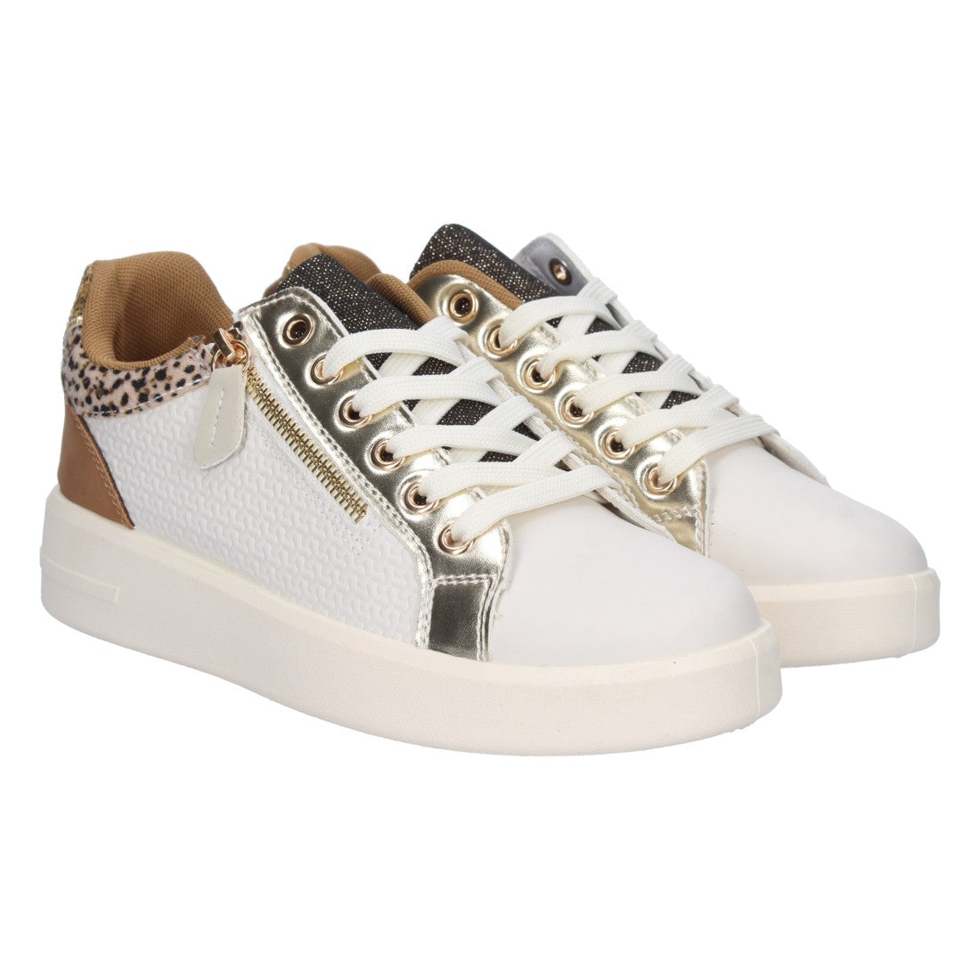 Zapatilla plana de mujer con adorno de cremallera y grabados