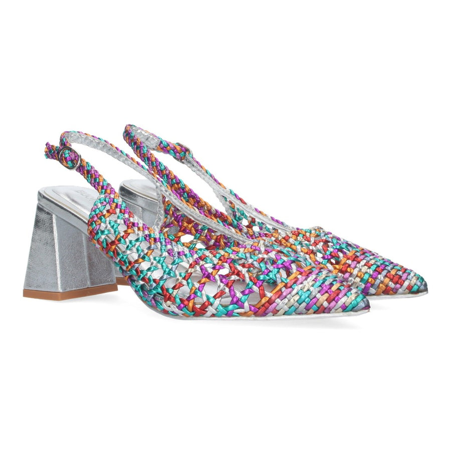 Zapato de tacón de mujer de punta fina