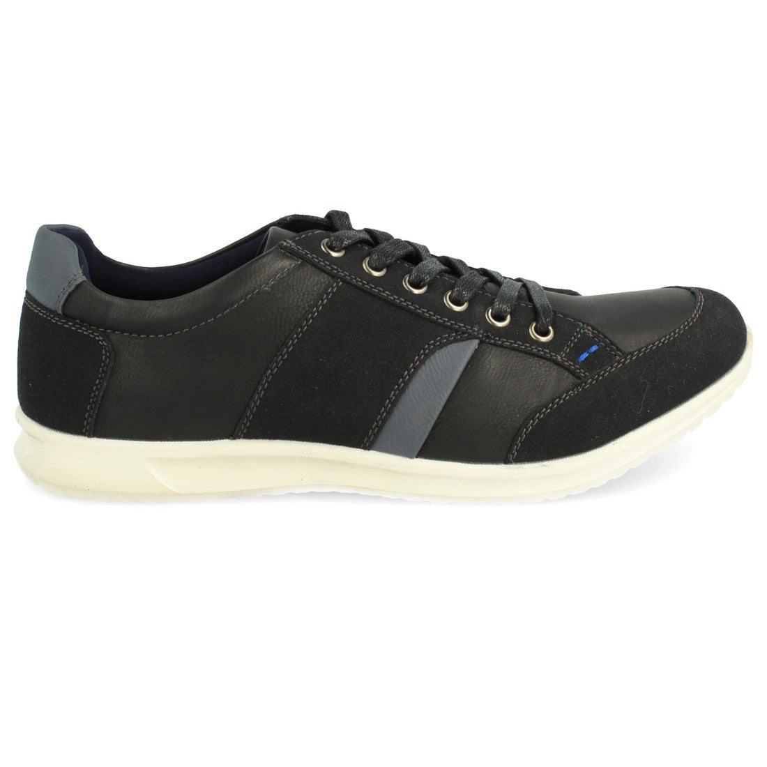 Zapatilla con cordones planos y ojales metálicos - Negro