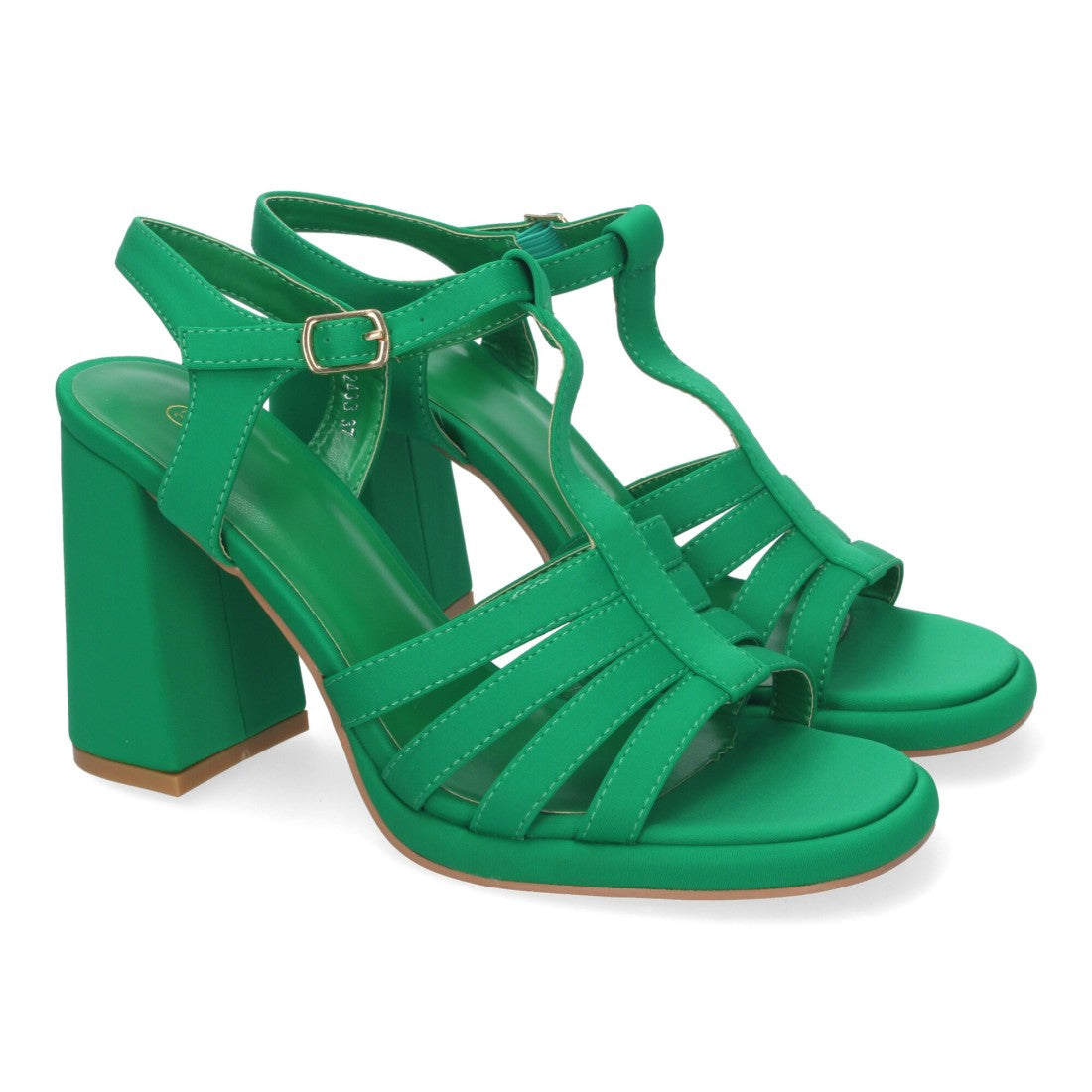 Sandalias elegantes de tacón alto