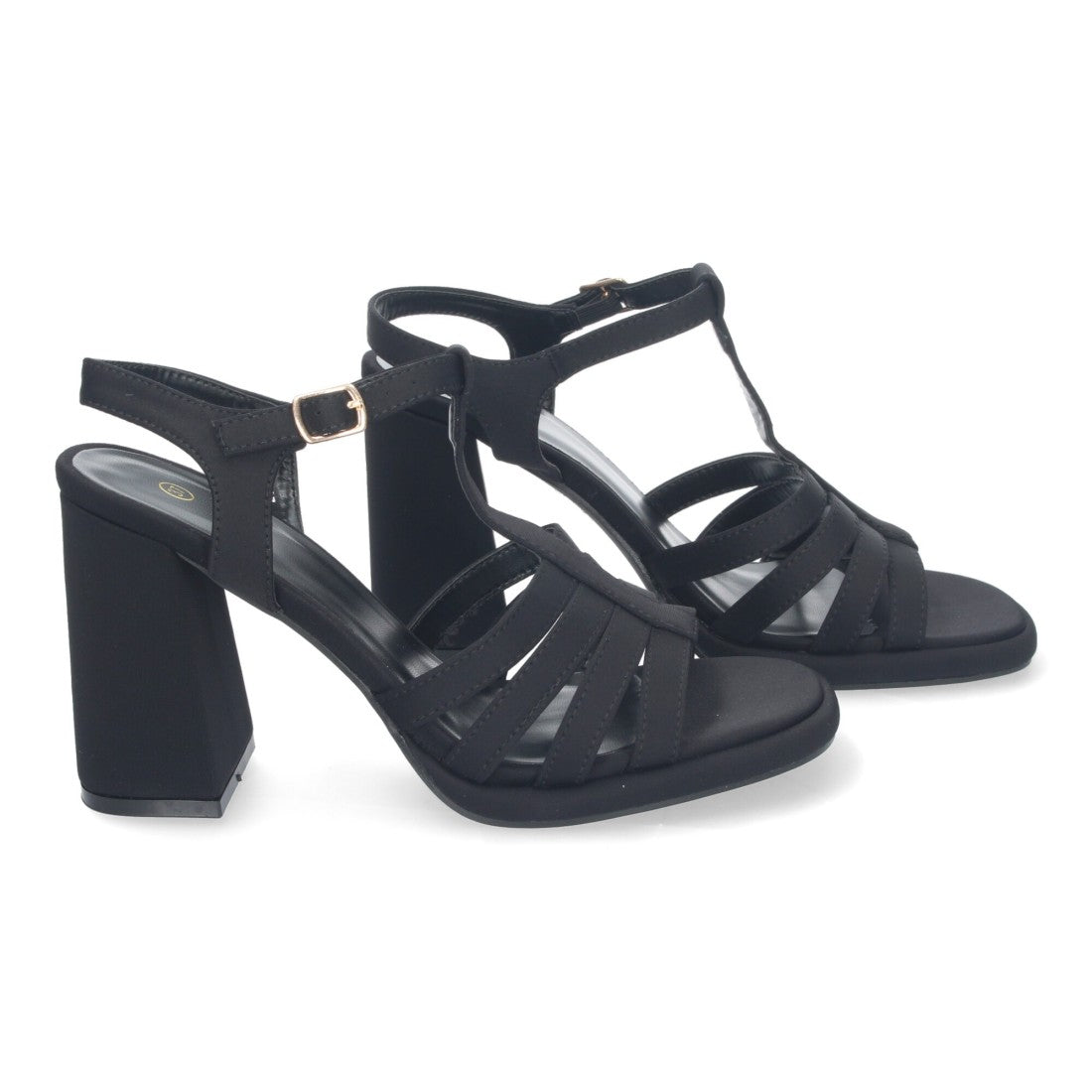 Sandalias elegantes de tacón alto