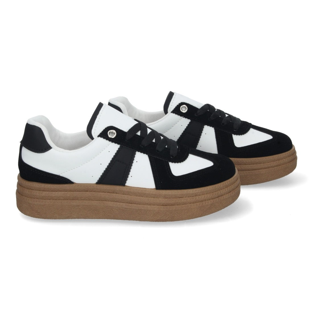 Zapatillas deportivas elegantes de mujer