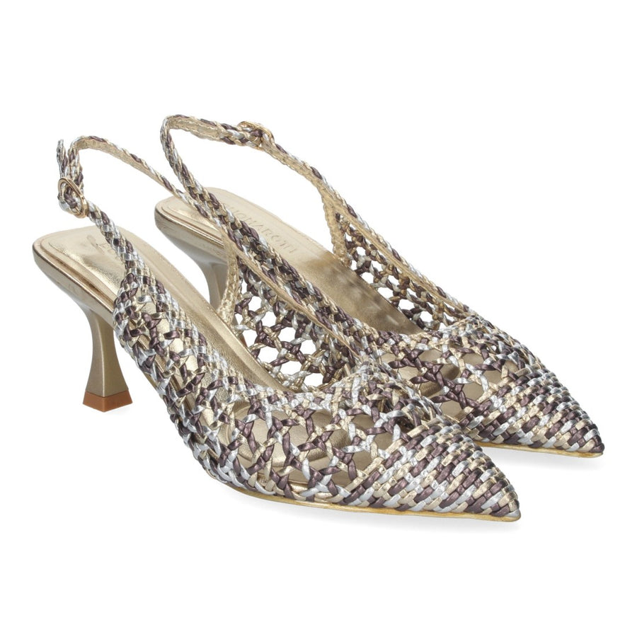 Zapato de tacón fino de mujer de punta fina