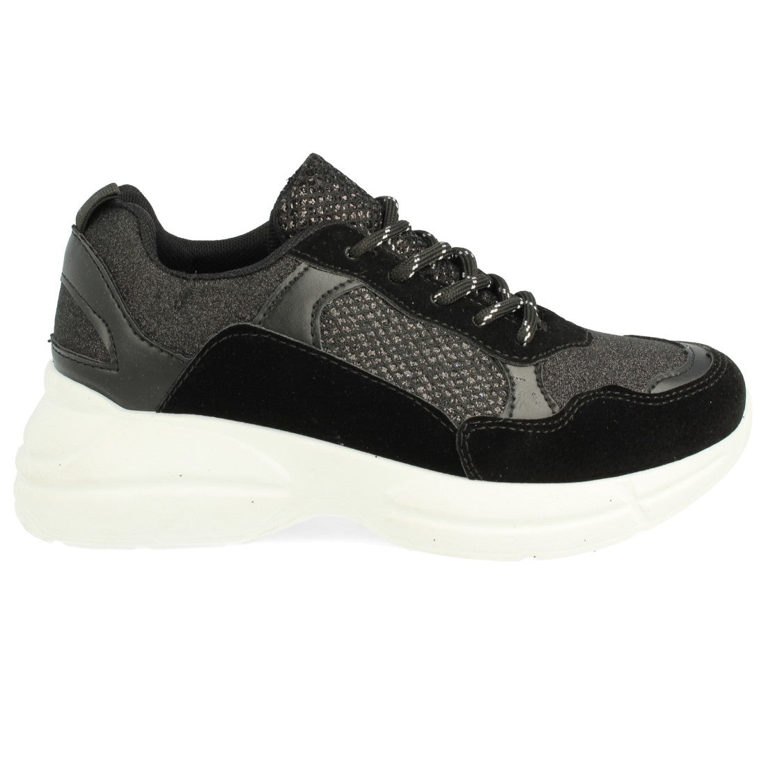 Zapatilla con cordones