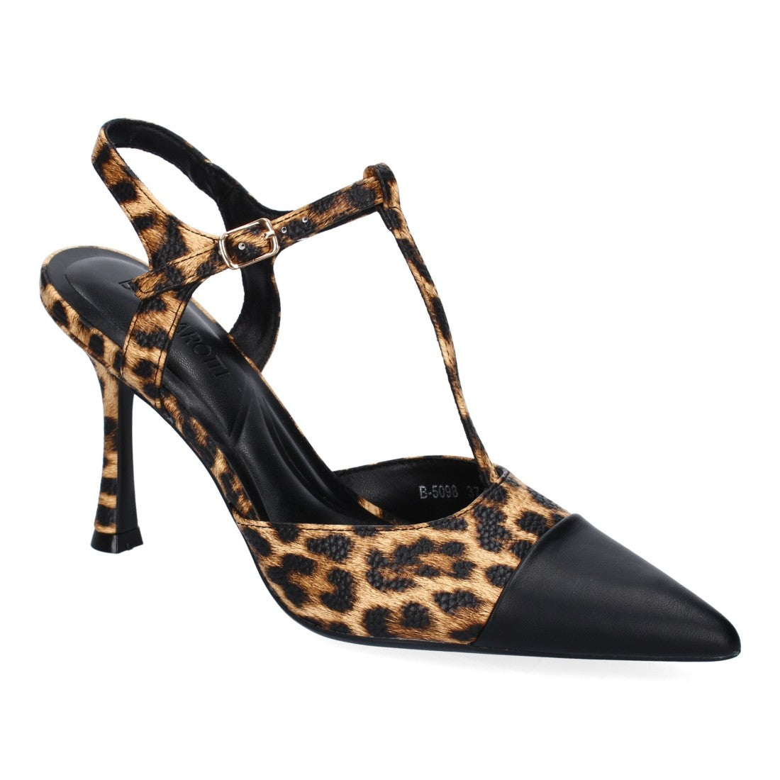 Zapato de tacón estilo salón de mujer