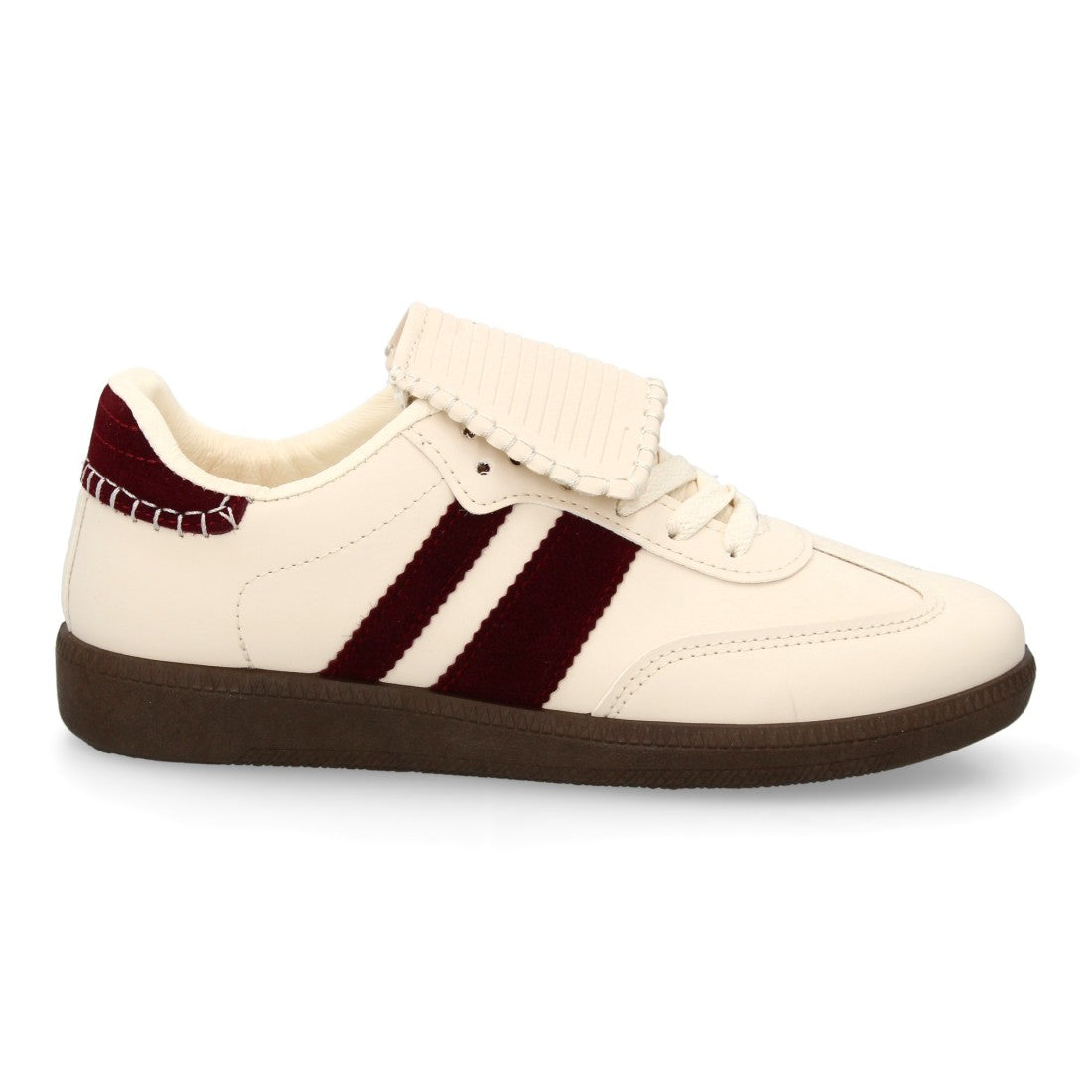 Zapatilla plana de mujer con retro y toques modernos