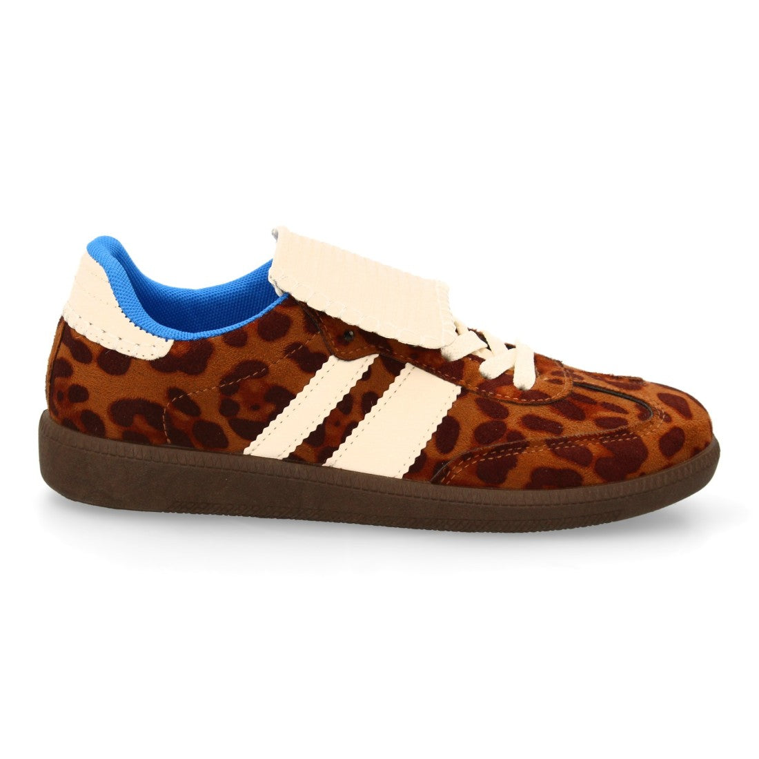 Zapatilla plana de mujer con retro y toques modernos