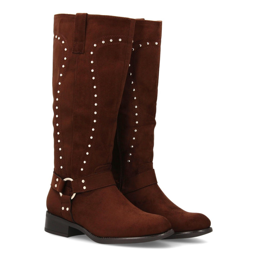 Bota cowboy de mujer con caña alta y tachuelas