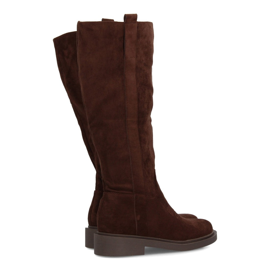 Bota alta de mujer con inspiración cowboy y detalle de bordado frontal