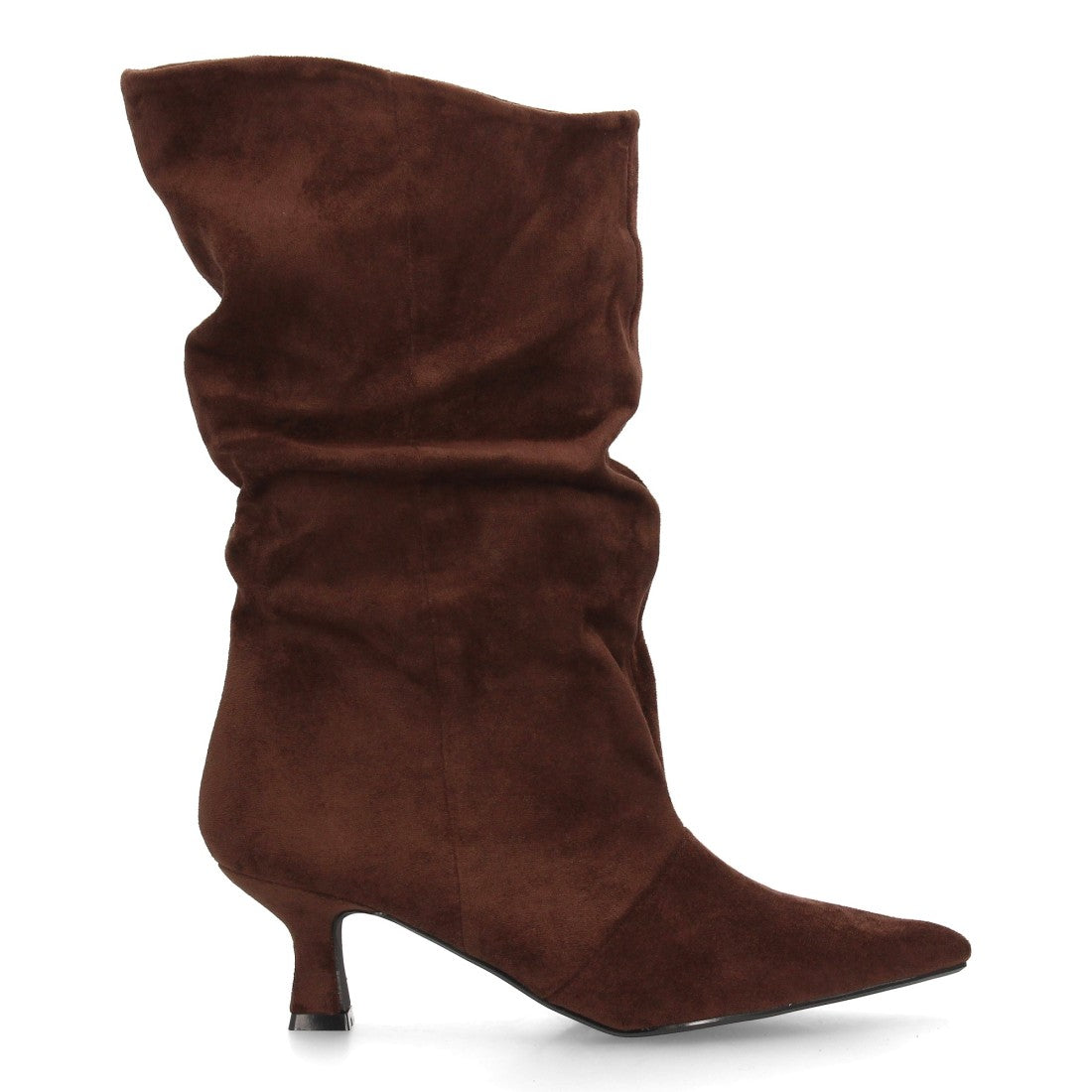 Bota de caña arrugada de mujer con tacón fino y elegante