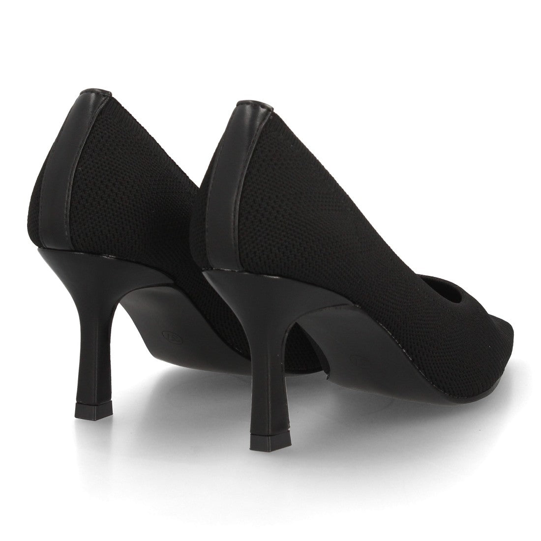 Zapato salón de mujer con acabado en tejido elástico