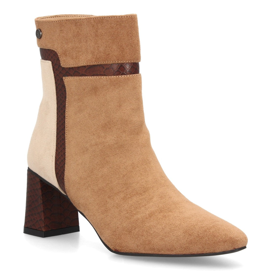 Botines de mujer con acabado efecto ante