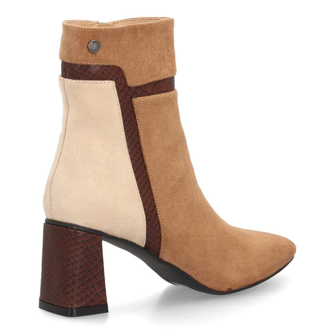 Botines de mujer con acabado efecto ante