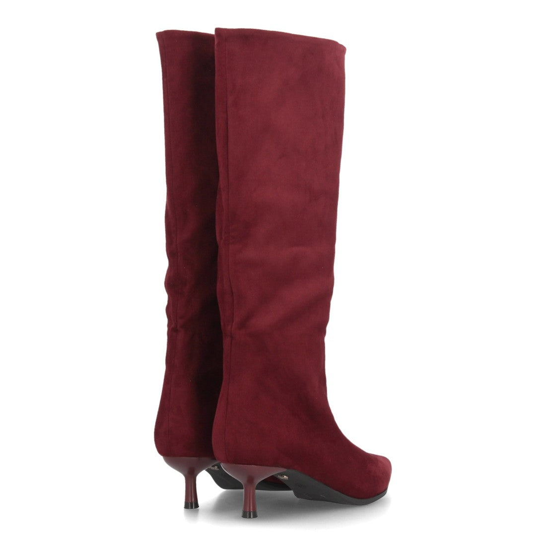 Botas altas de mujer con incorporan una caña alta de líneas limpias
