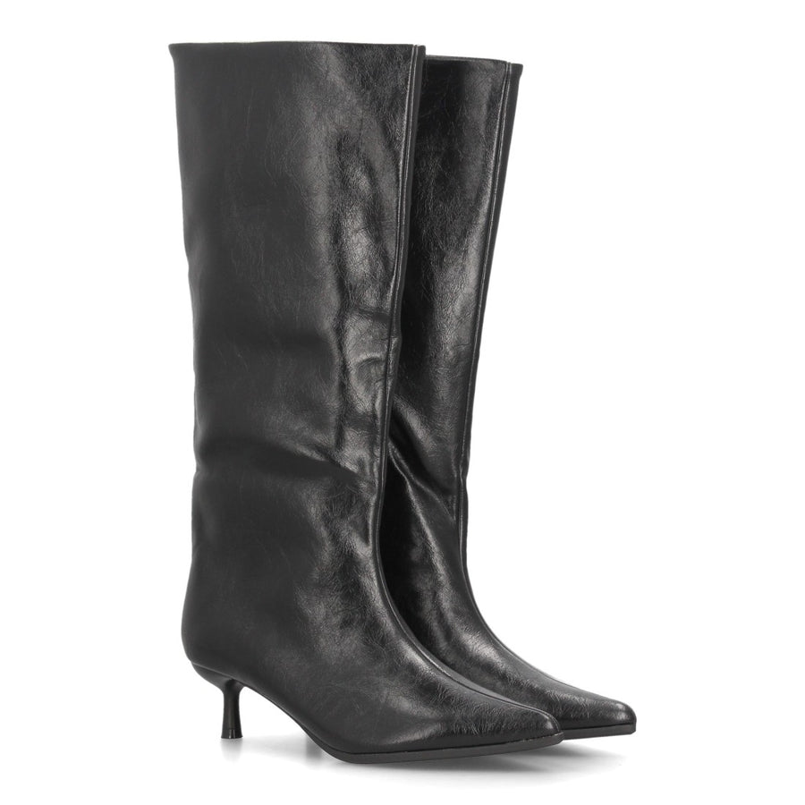 Botas altas de mujer con incorporan una caña alta de líneas limpias