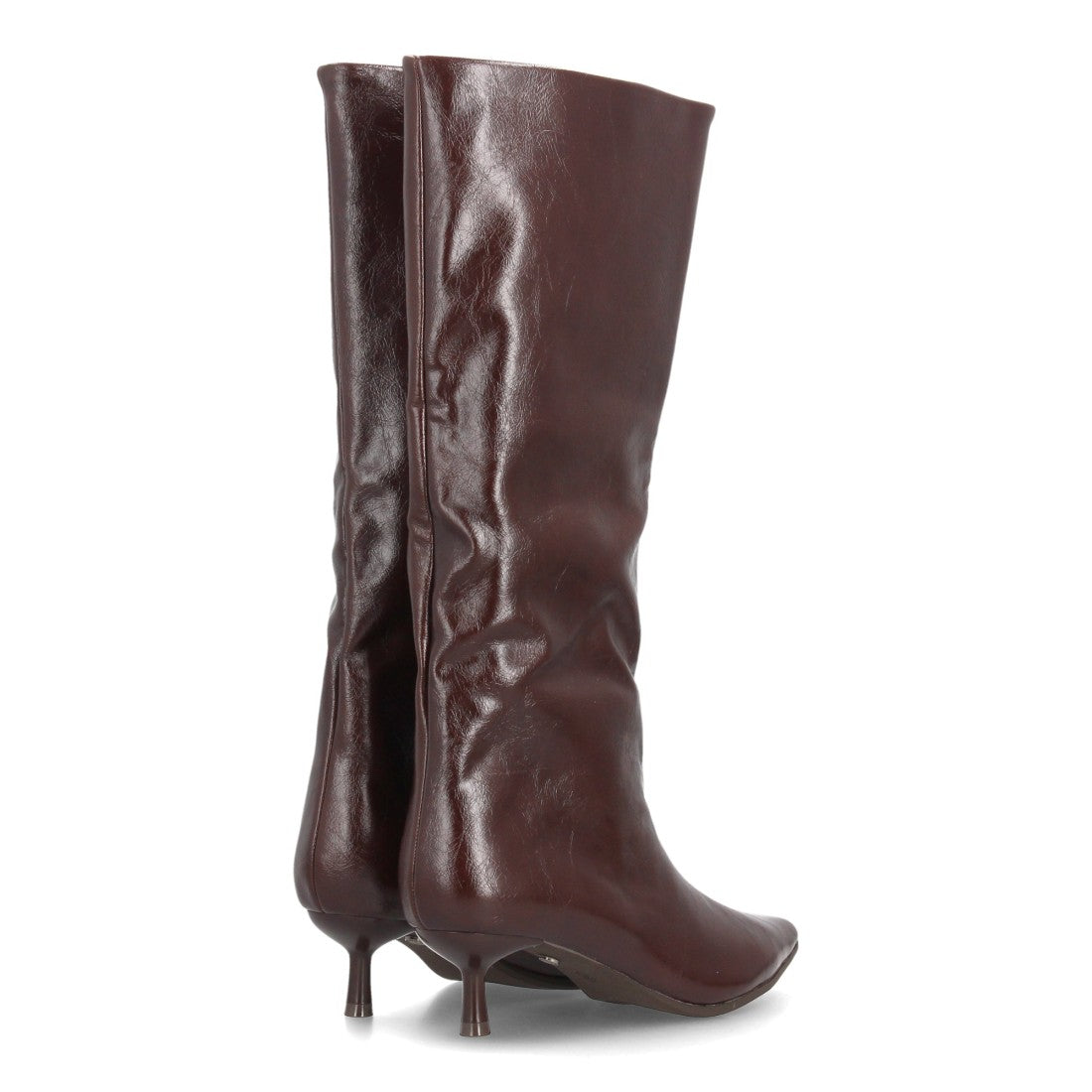 Botas altas de mujer con incorporan una caña alta de líneas limpias