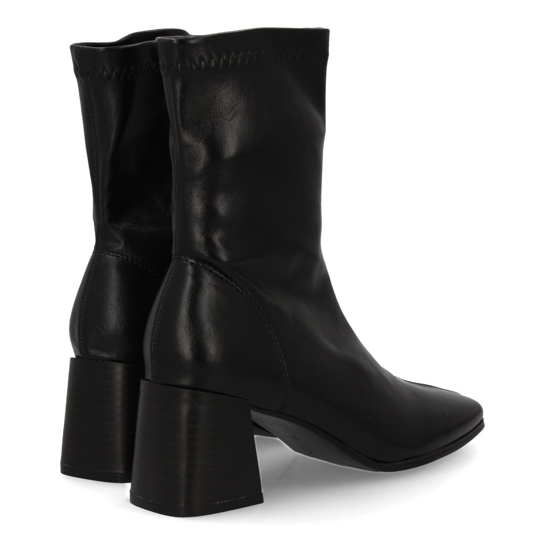 Botín de mujer con tacón - Negro (Ref. DB-5545)