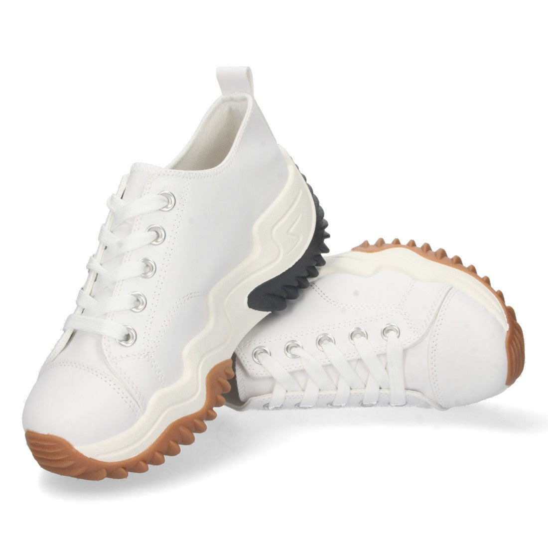 Zapatilla de mujer con material de polipiel