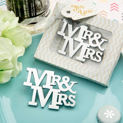 Lote 33 abrebotellas Mr & Mrs en caja regalo