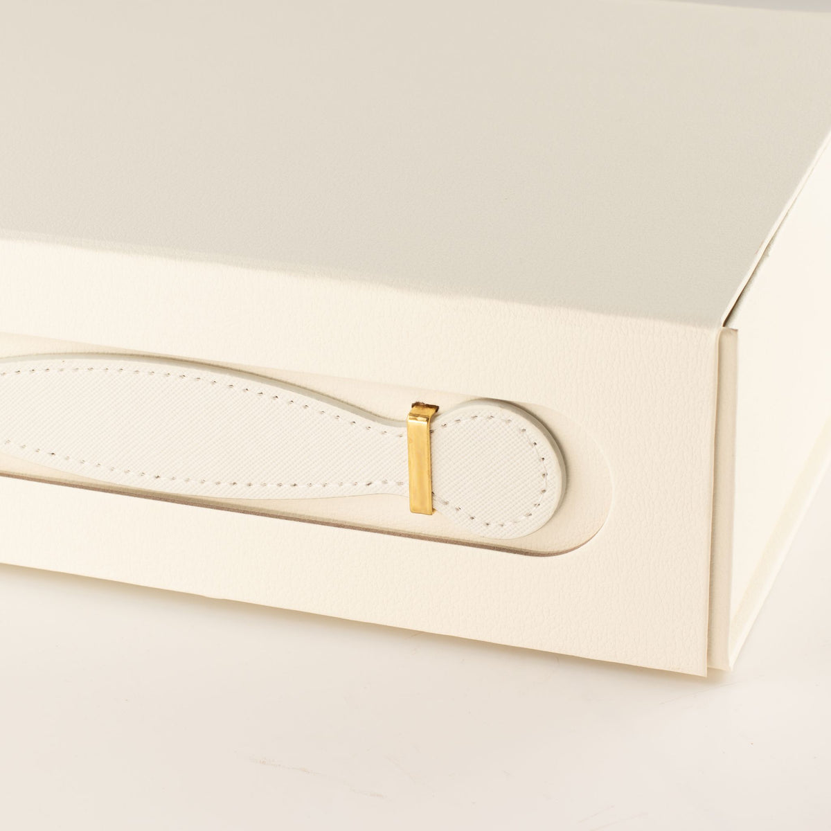 Caja de regalo plana - cesta mediana  (24x18.2x8cm) - Blanco