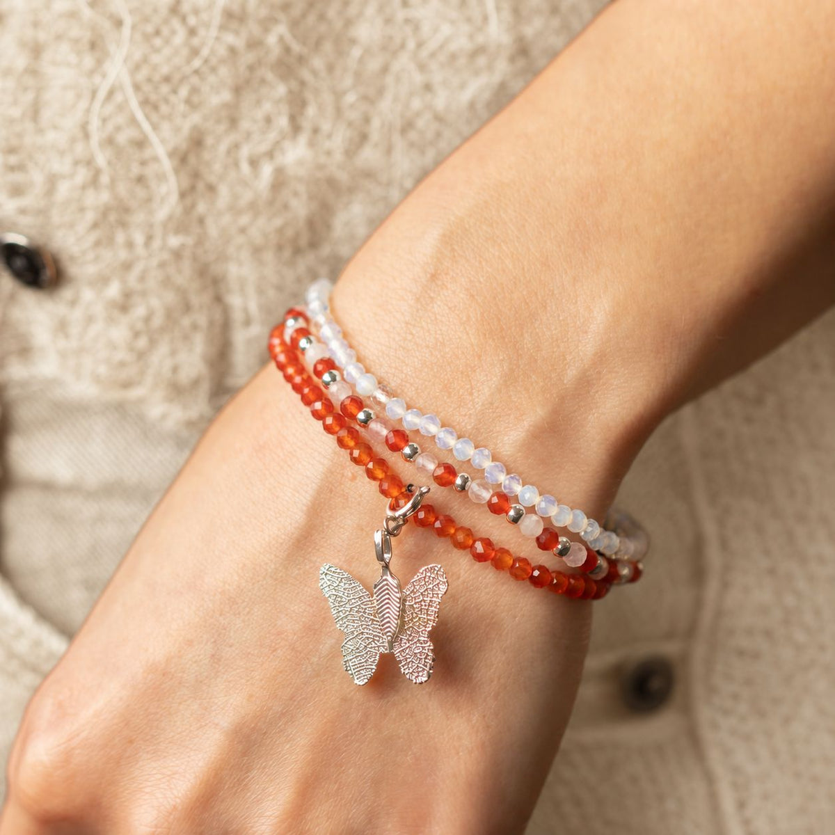 Conjunto de pulseras con piedras preciosas del Espíritu Ninfa - Luna de Sangre