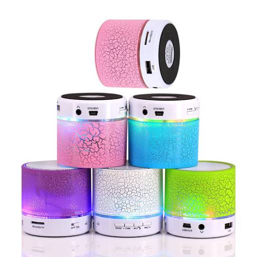 Mini altavoz Bluetooth con luz LED + radio + USB