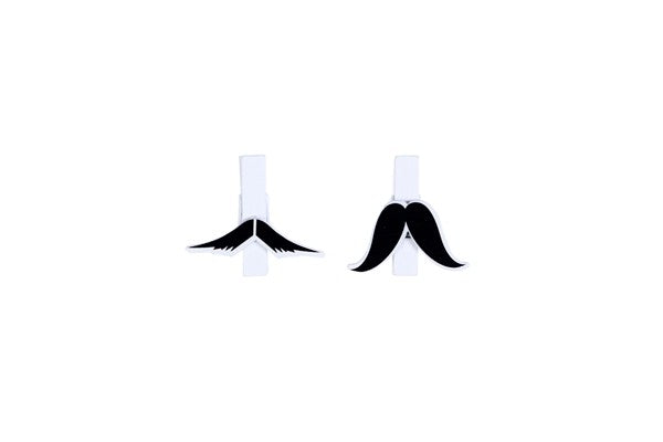 Pack con 6 pinzas madera mostachos