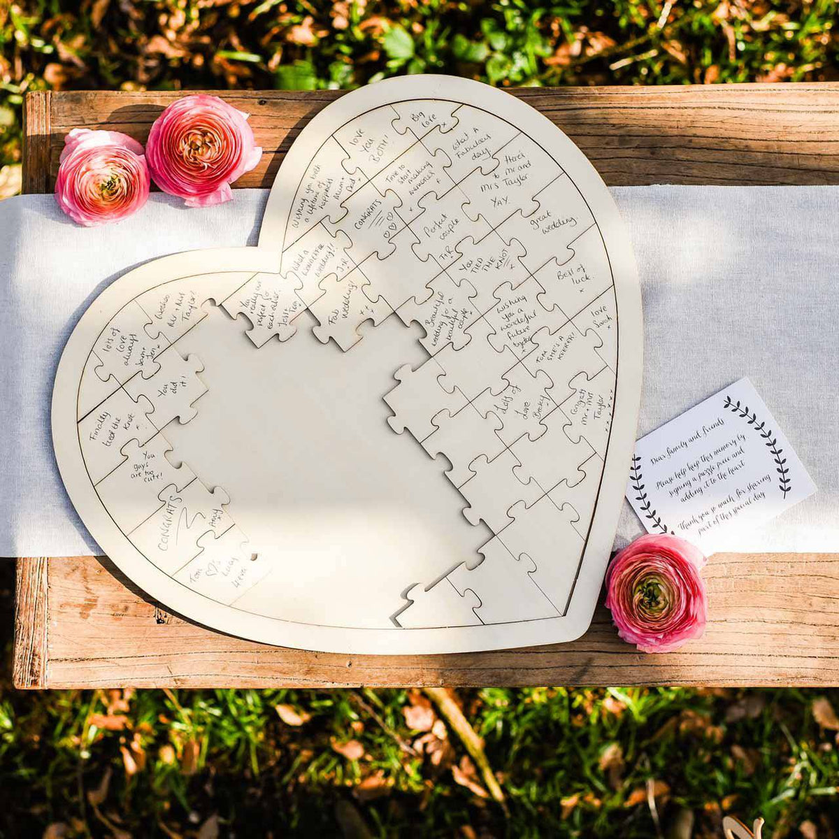 Puzzle de firmas madera corazón 47 cm